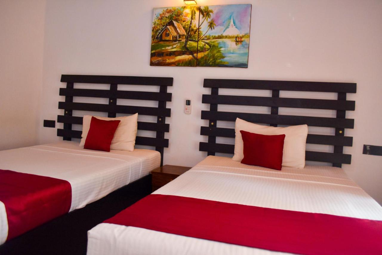 Pivisuma Lodge 담불라 외부 사진