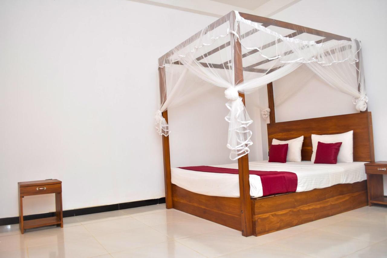 Pivisuma Lodge 담불라 외부 사진
