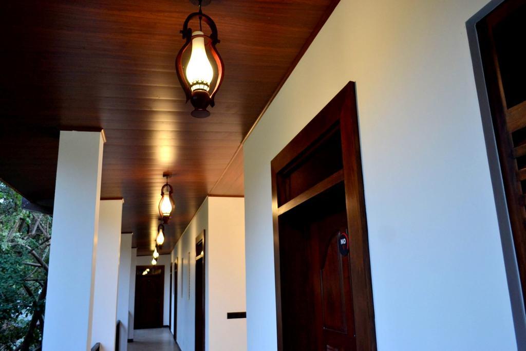Pivisuma Lodge 담불라 외부 사진