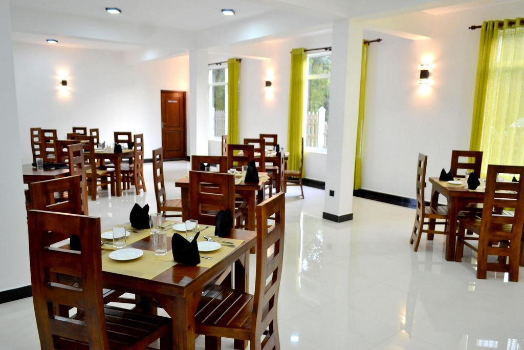 Pivisuma Lodge 담불라 외부 사진
